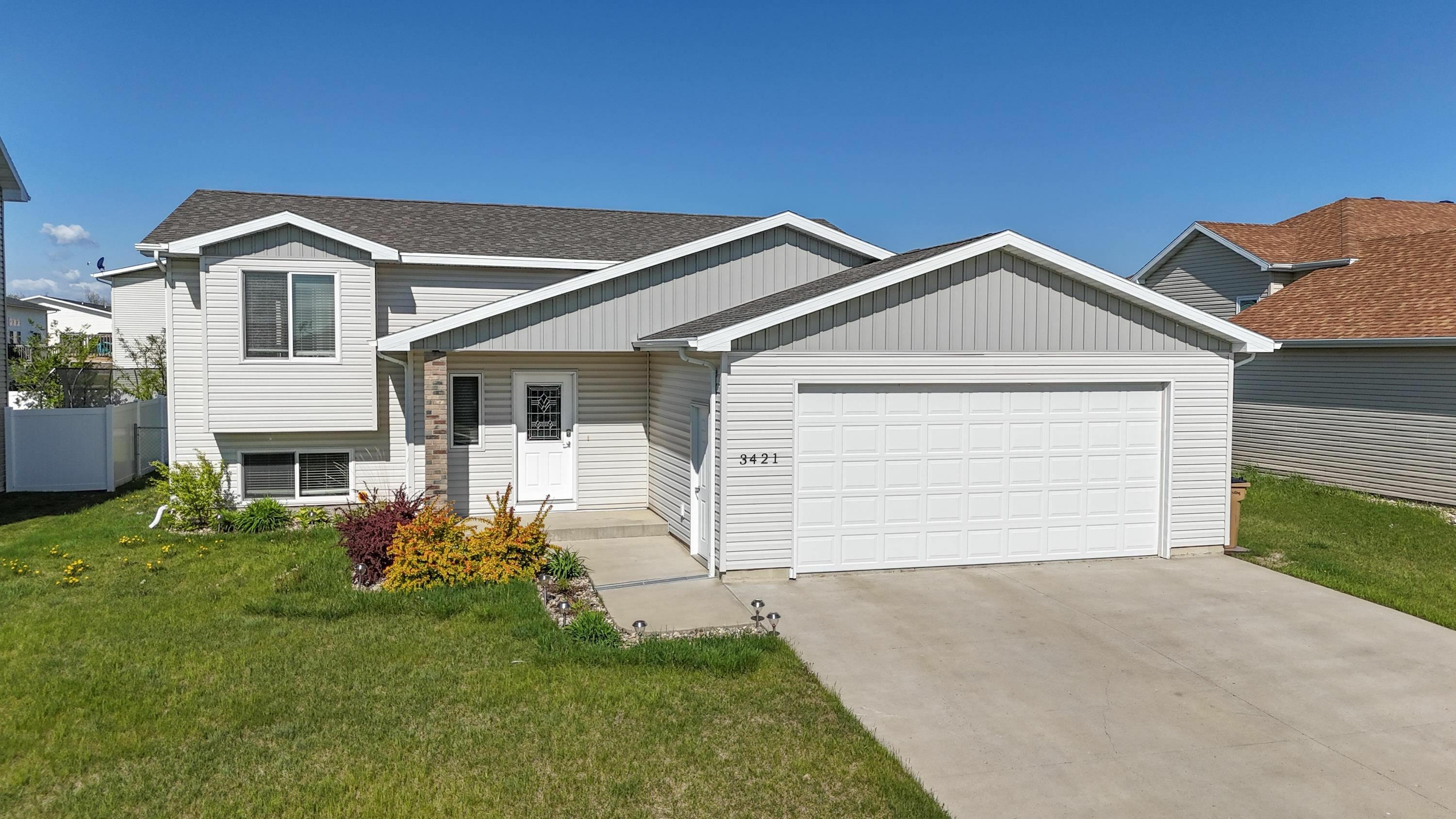 3421 8th St NE  Minot ND 58703-2606 photo