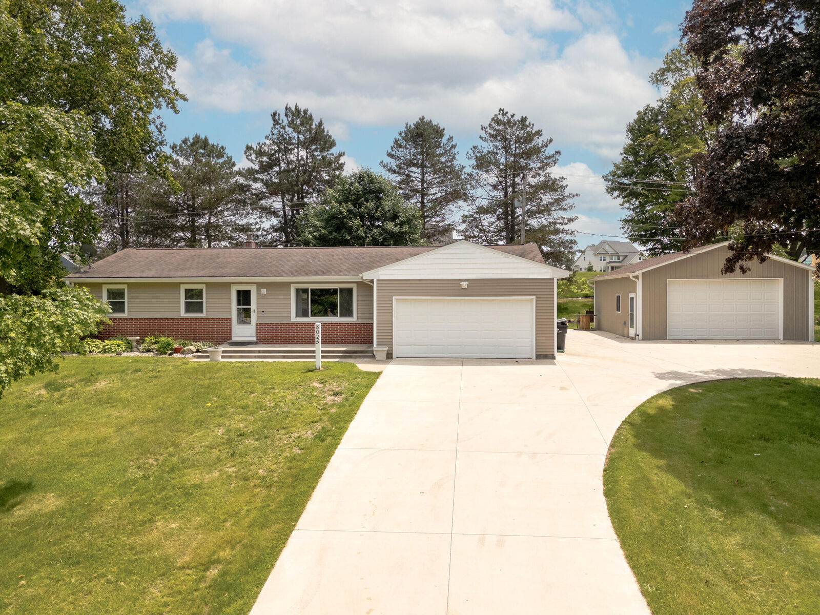 Property Photo:  8025 W Q Avenue  MI 49009 