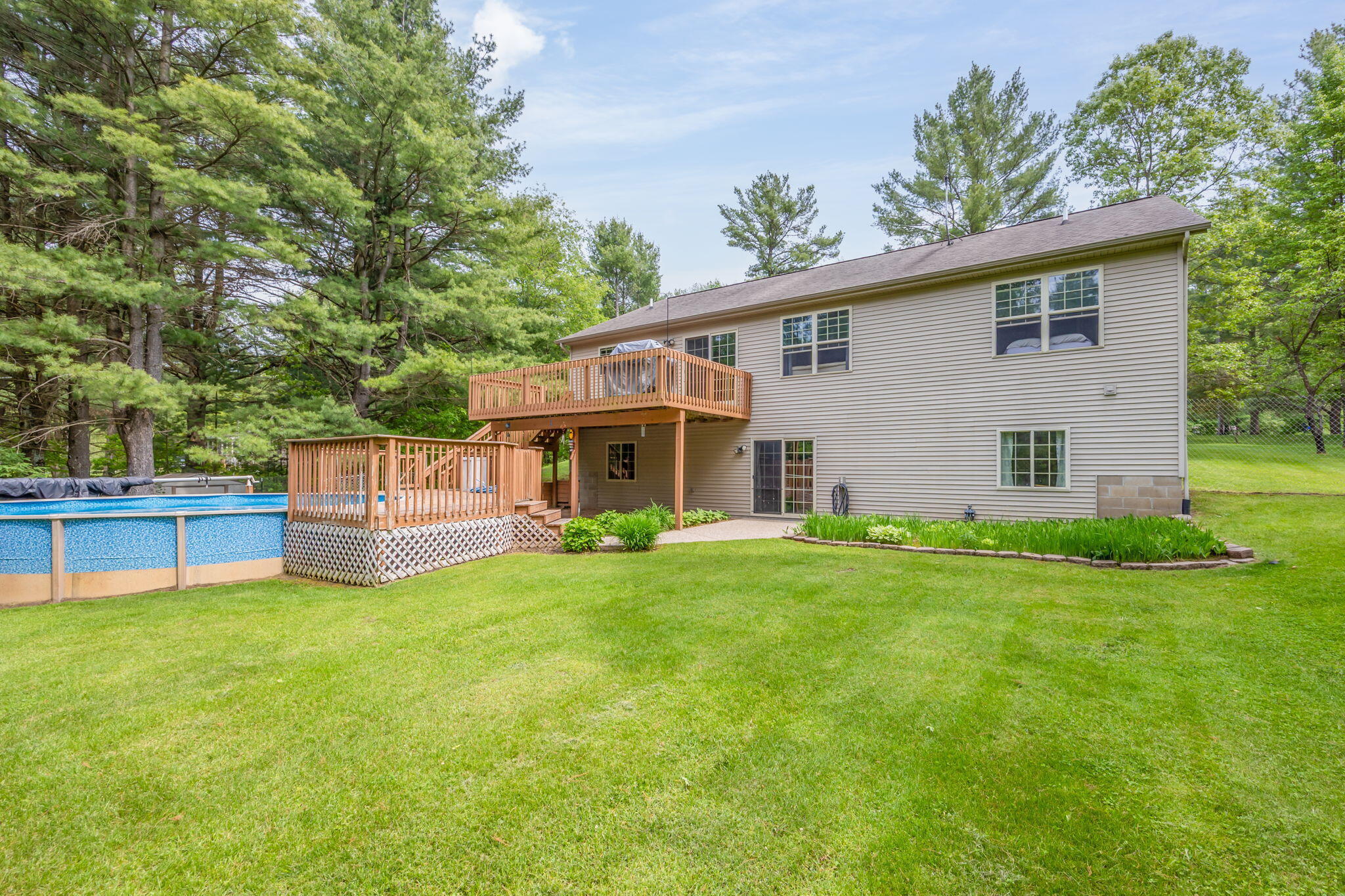 Property Photo: 277 Madison Road MI 49346