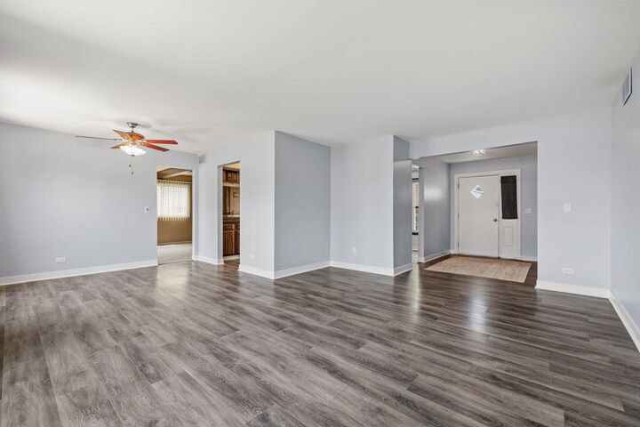 Property Photo: 160 Brookside Drive IL 60139