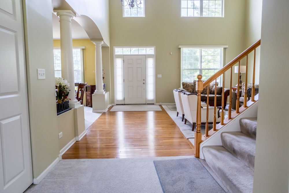 Property Photo:  400 Bower Lane  IL 60543 