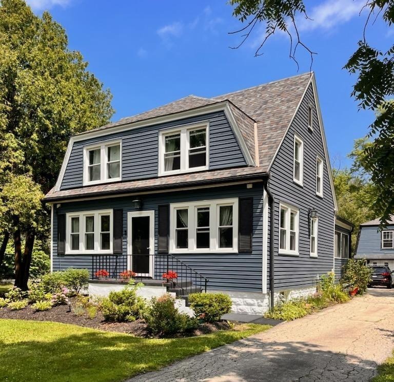 Property Photo: 38321 N North Avenue IL 60087