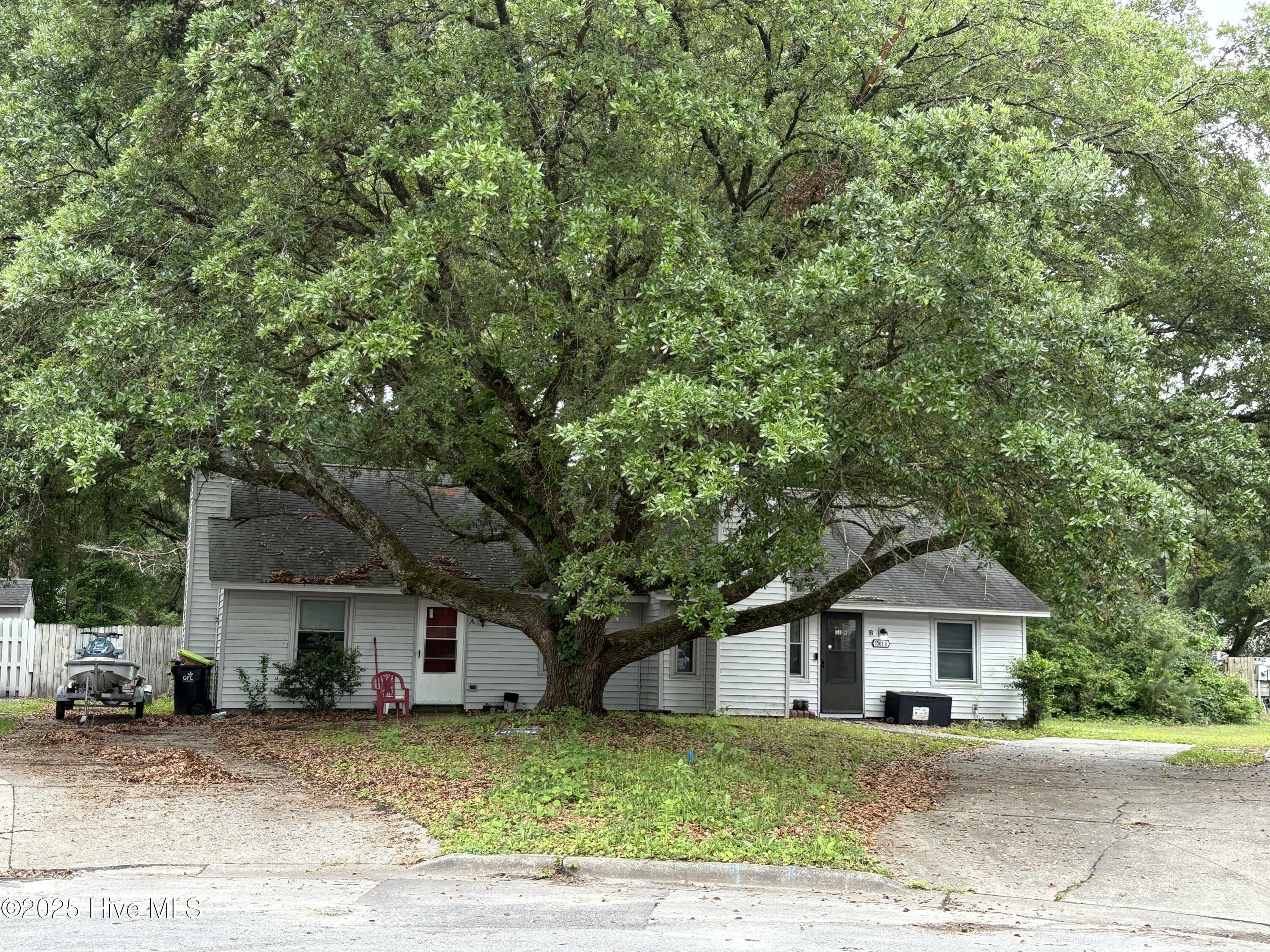 Property Photo: 1501 A, B Dartmouth Lane NC 28562