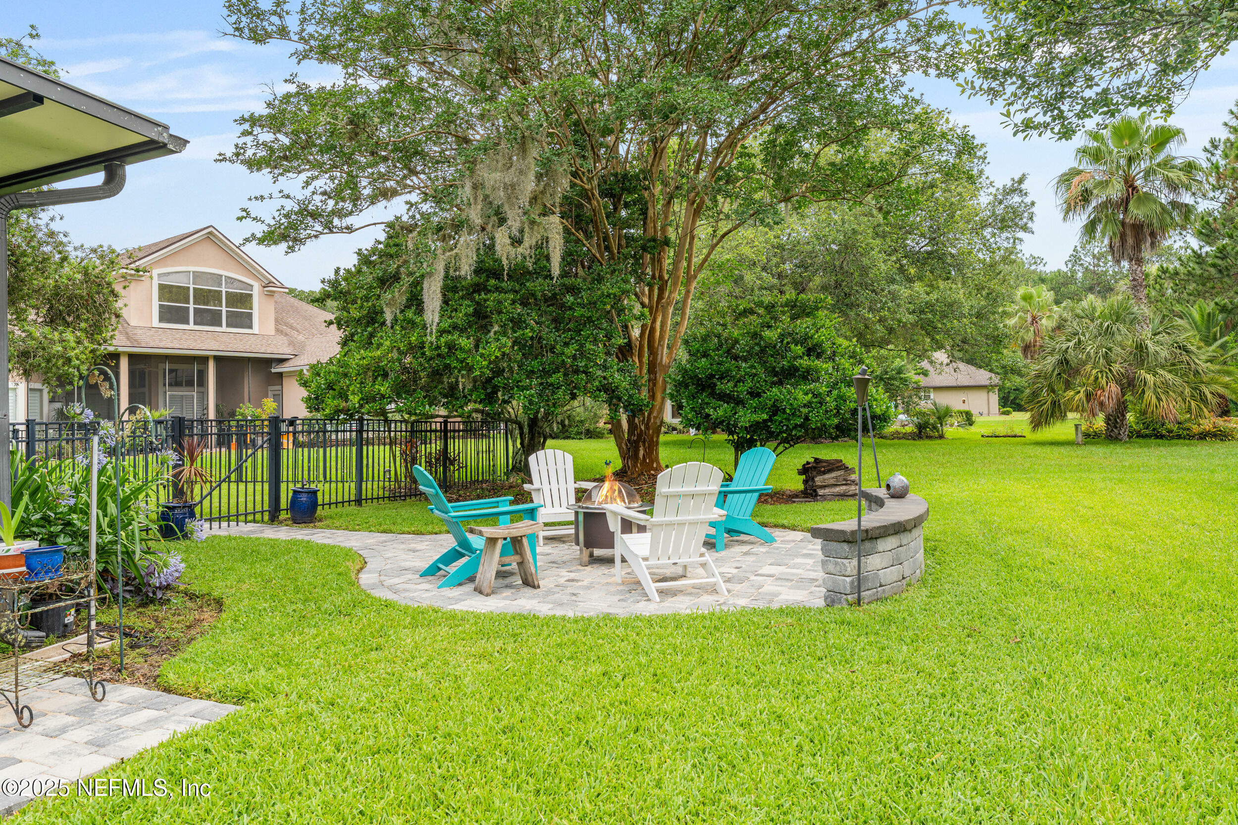 Property Photo:  1758 Country Walk Drive  FL 32003 