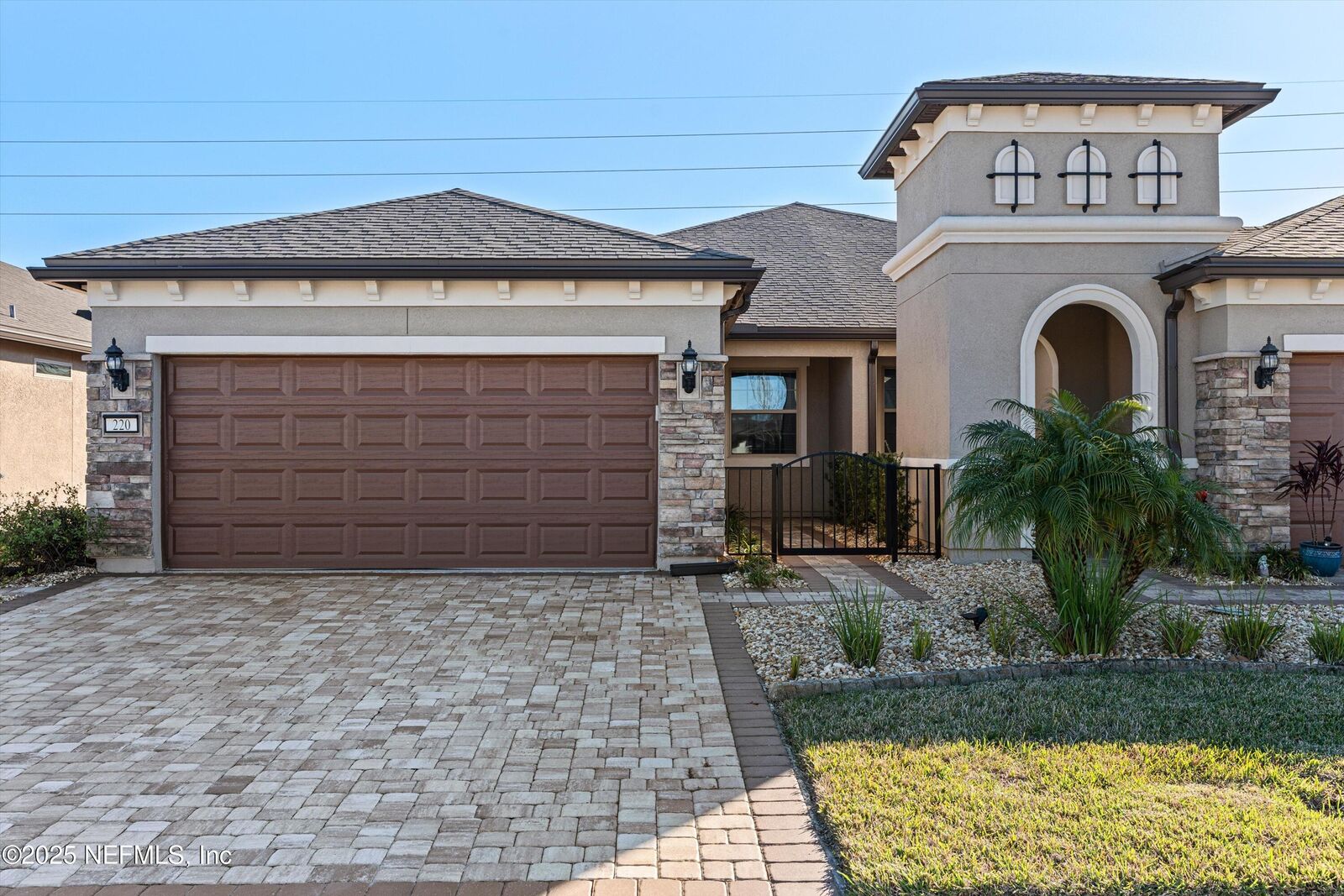 Property Photo: 220 Rock Spg Lp FL 32095