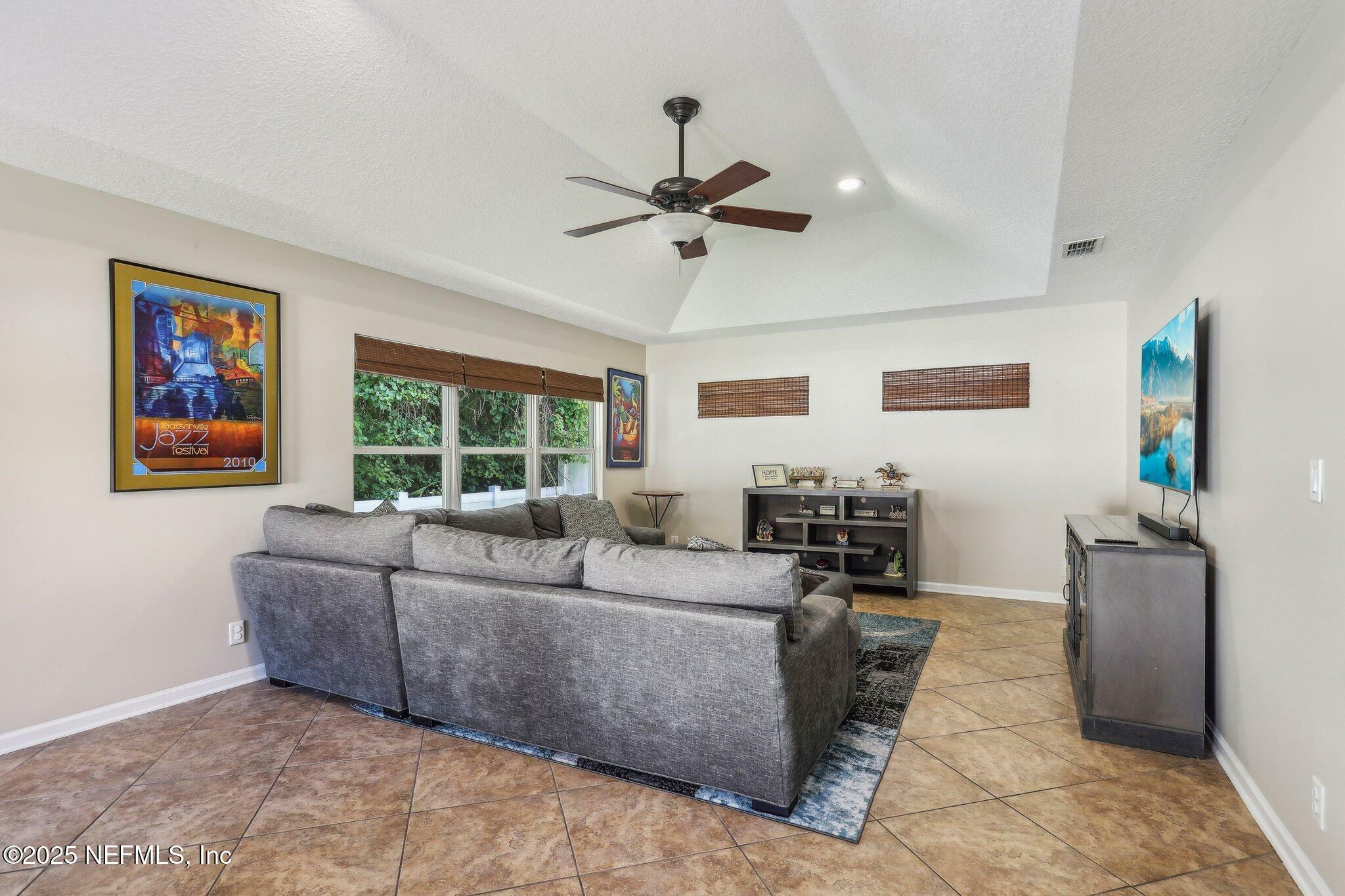 Property Photo: 1346 N Kyle Way FL 32259