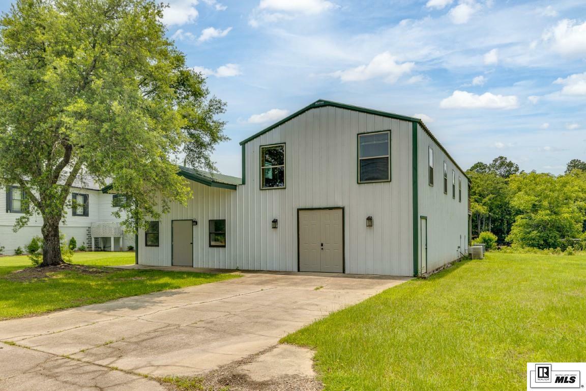Property Photo: 2116 Bayou Darbonne Drive LA 71291