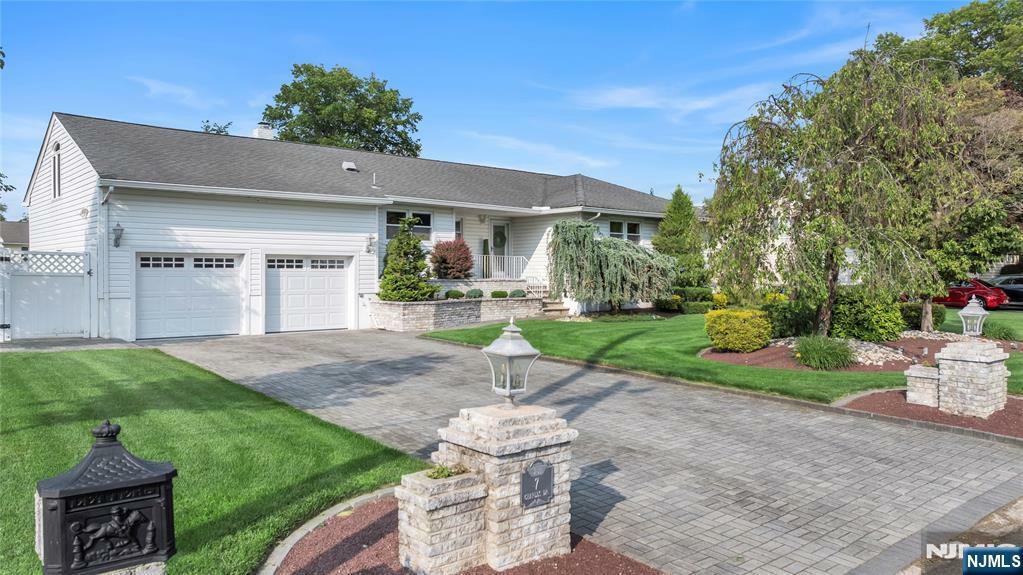 Property Photo:  7 Charles Drive  NJ 07004 