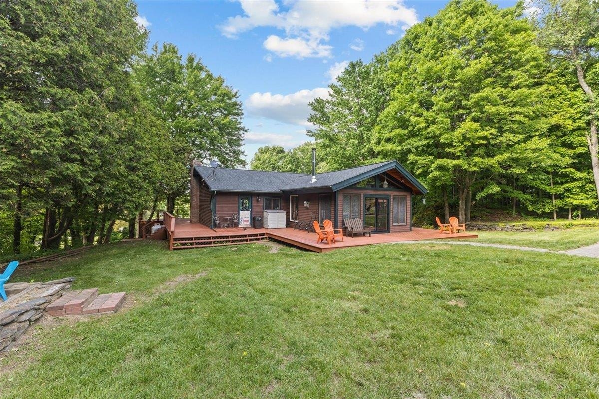Property Photo: 668 Vt Route 105 VT 05483
