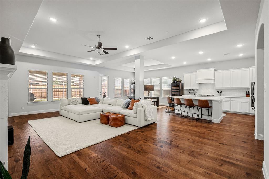 Property Photo: 2705 Cumberland TX 75056