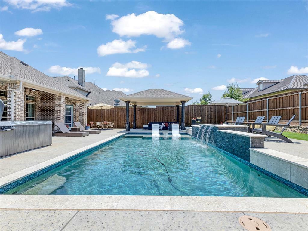 Property Photo: 1505 Taylor Lane TX 75071