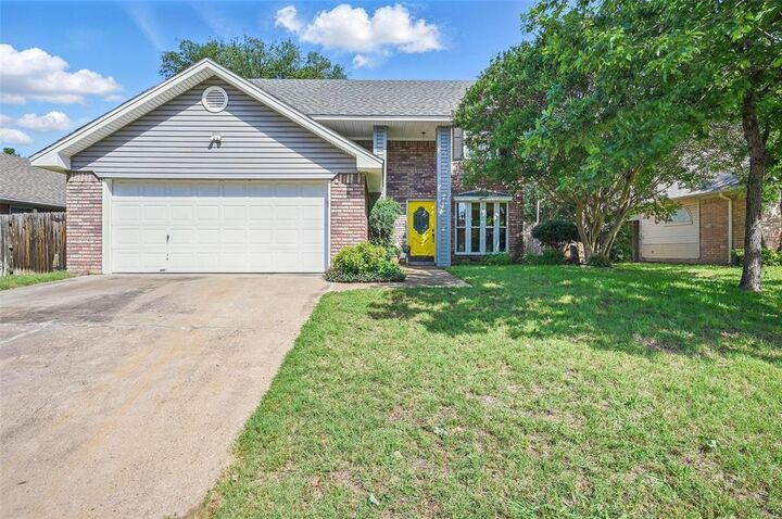 Property Photo:  6316 Brookstone Drive  TX 76001 
