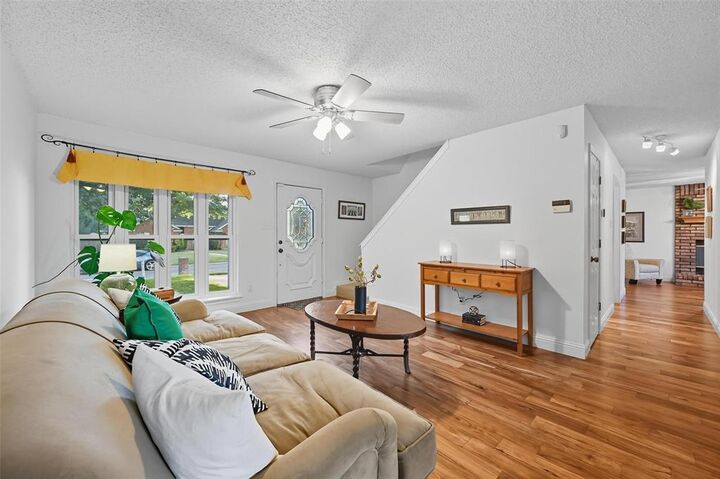Property Photo: 6316 Brookstone Drive TX 76001