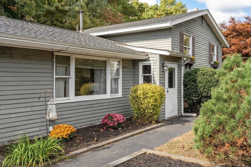 Property Photo: 70 Catherine Dr MA 01960
