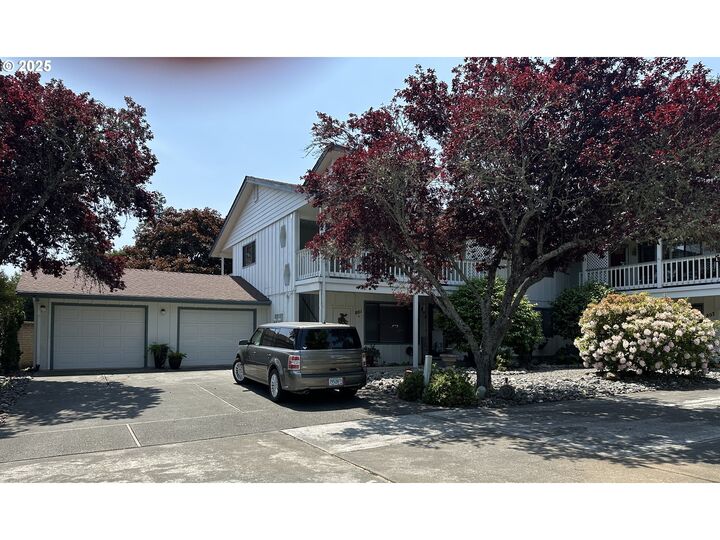 801 Brookhaven Dr A  Brookings OR 97415 photo