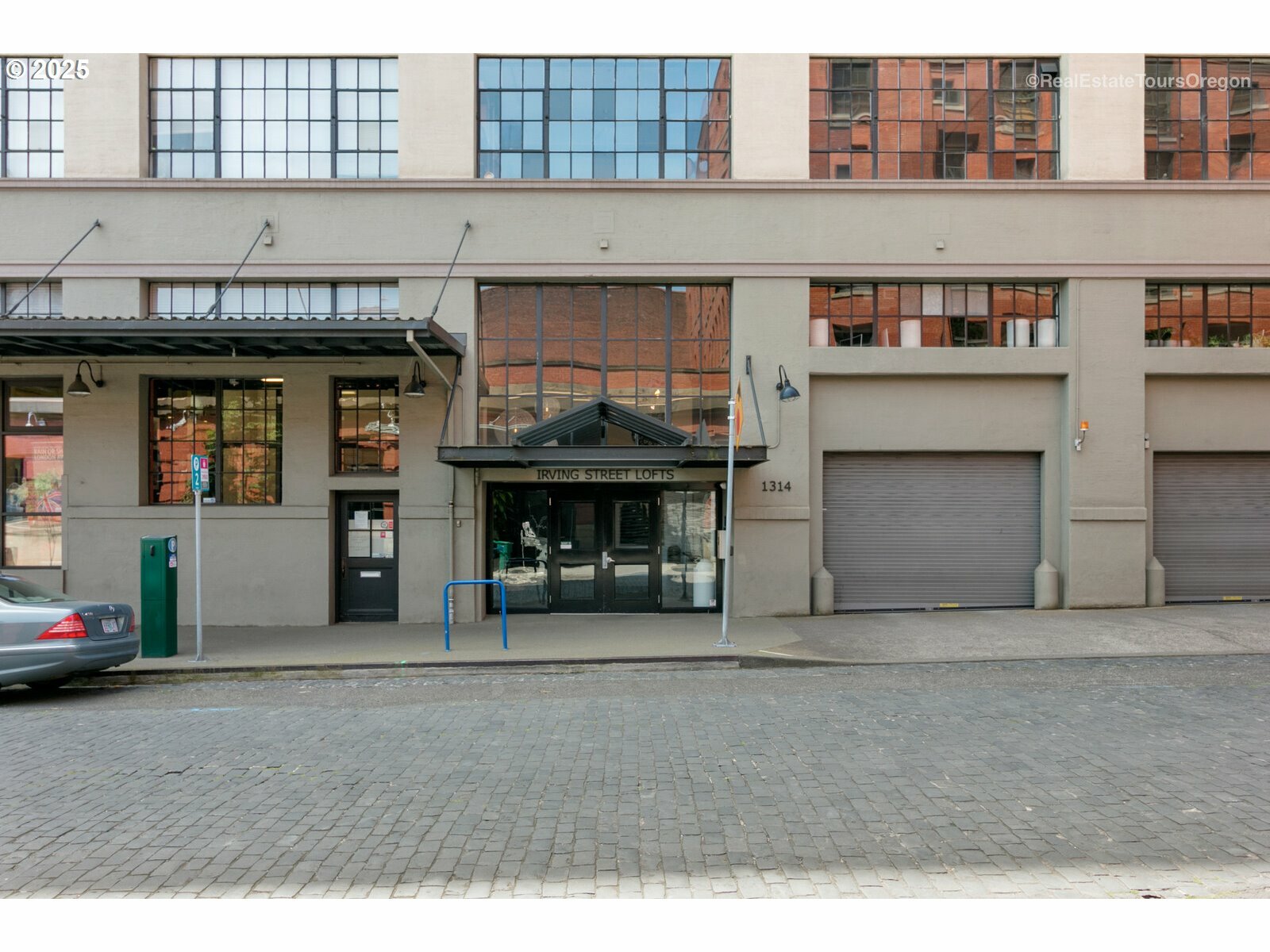 Property Photo: 1314 NW Irving St 510 OR 97209