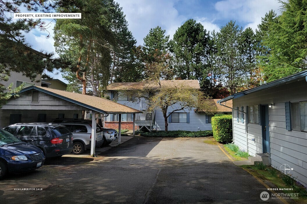 Property Photo: 8797 116th Avenue NE WA 98033