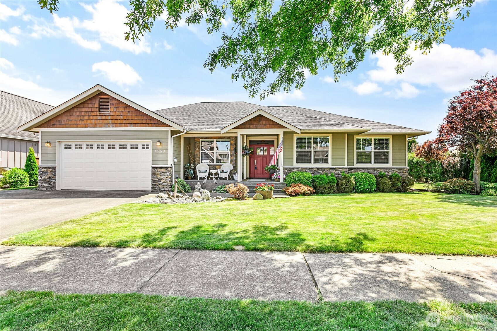 Property Photo: 1521 Westview Place WA 98264