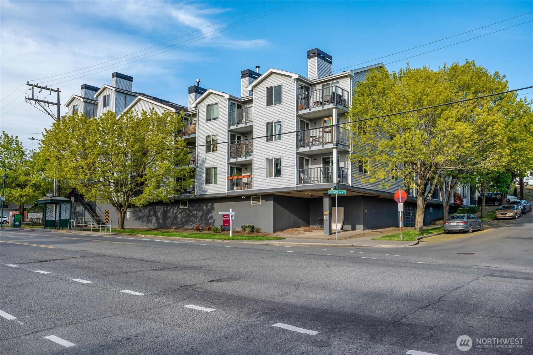 Property Photo: 9200 Greenwood Avenue N A301 WA 98103