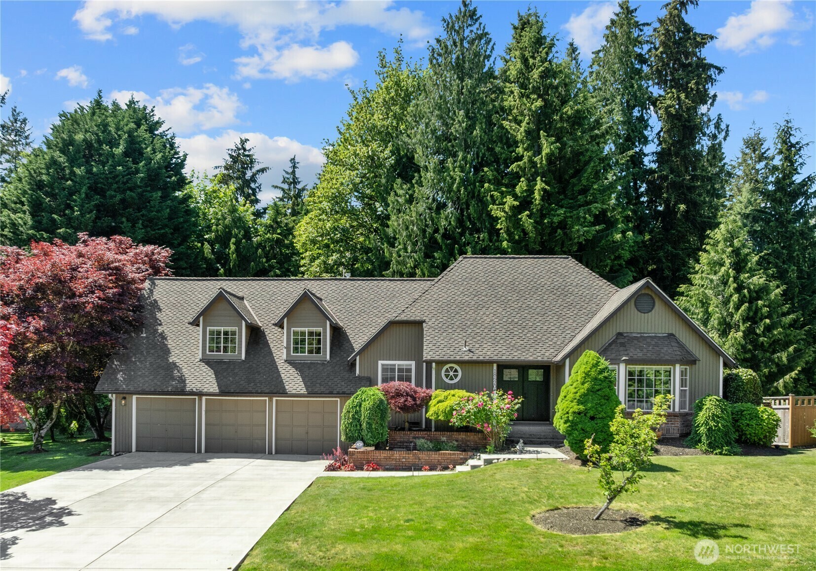 Property Photo:  18620  29th Avenue SE  WA 98012 