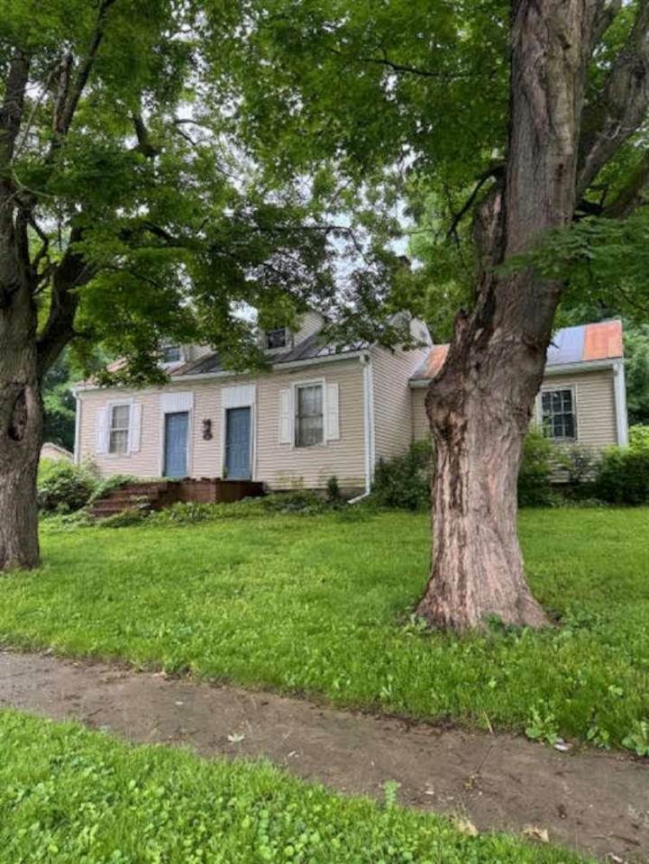 Property Photo: 301 W Main Street IN 47330