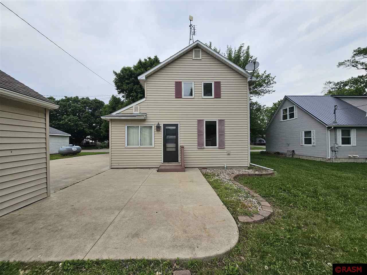 Property Photo: 202 3rd East Street MN 56041