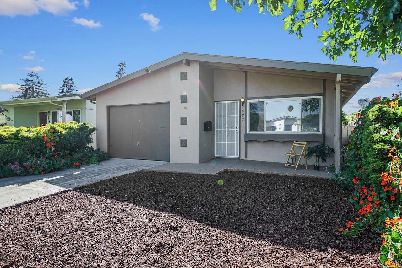 Property Photo: 627 Bridge Street CA 95076