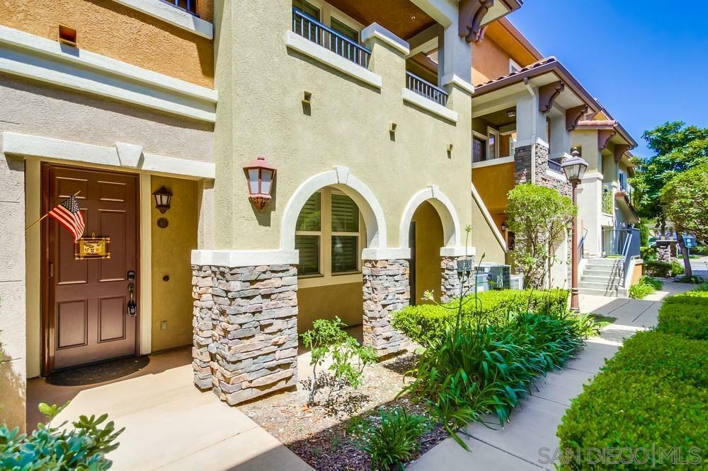 Property Photo: 45 Via Sovana CA 92071