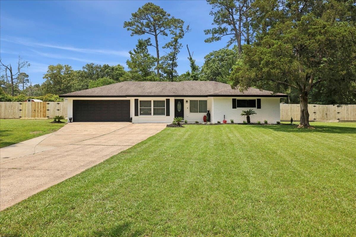 Property Photo: 5290 Rose TX 77708