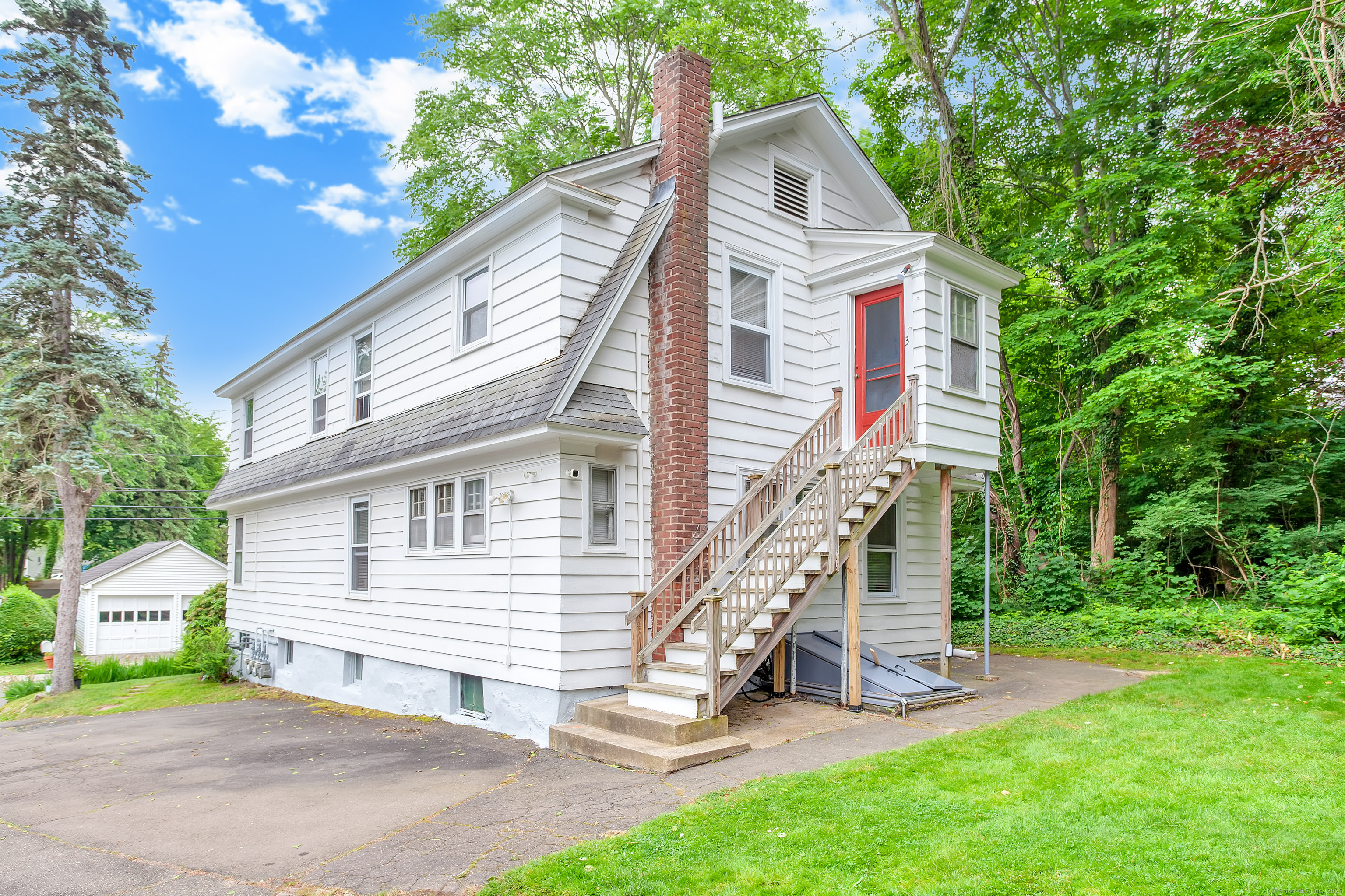 Property Photo: 46 Chestnut Street CT 06405