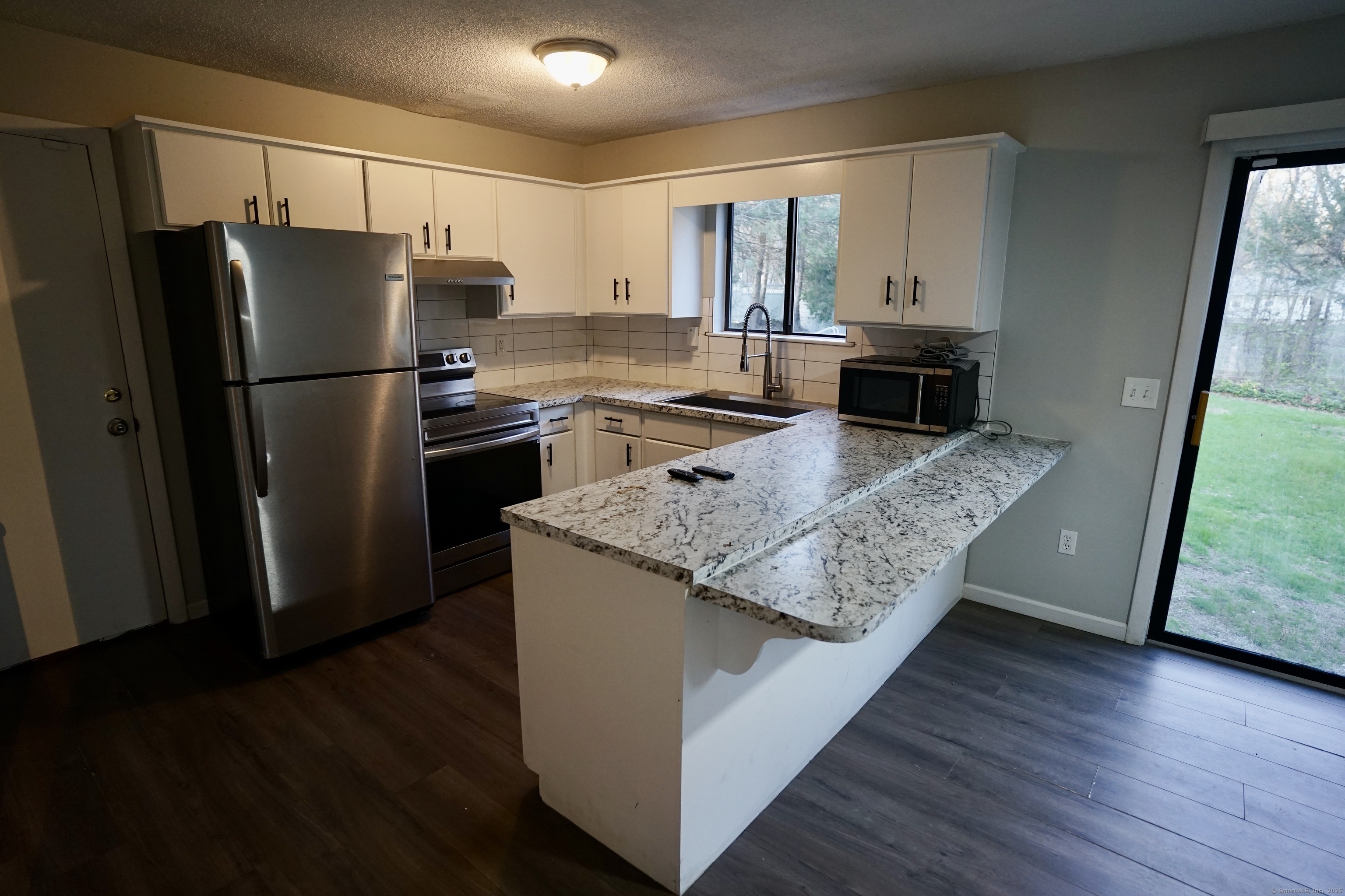 Property Photo:
