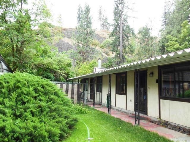 Property Photo:  2124 E 7th Ave 2126 E. 7th  WA 99202 