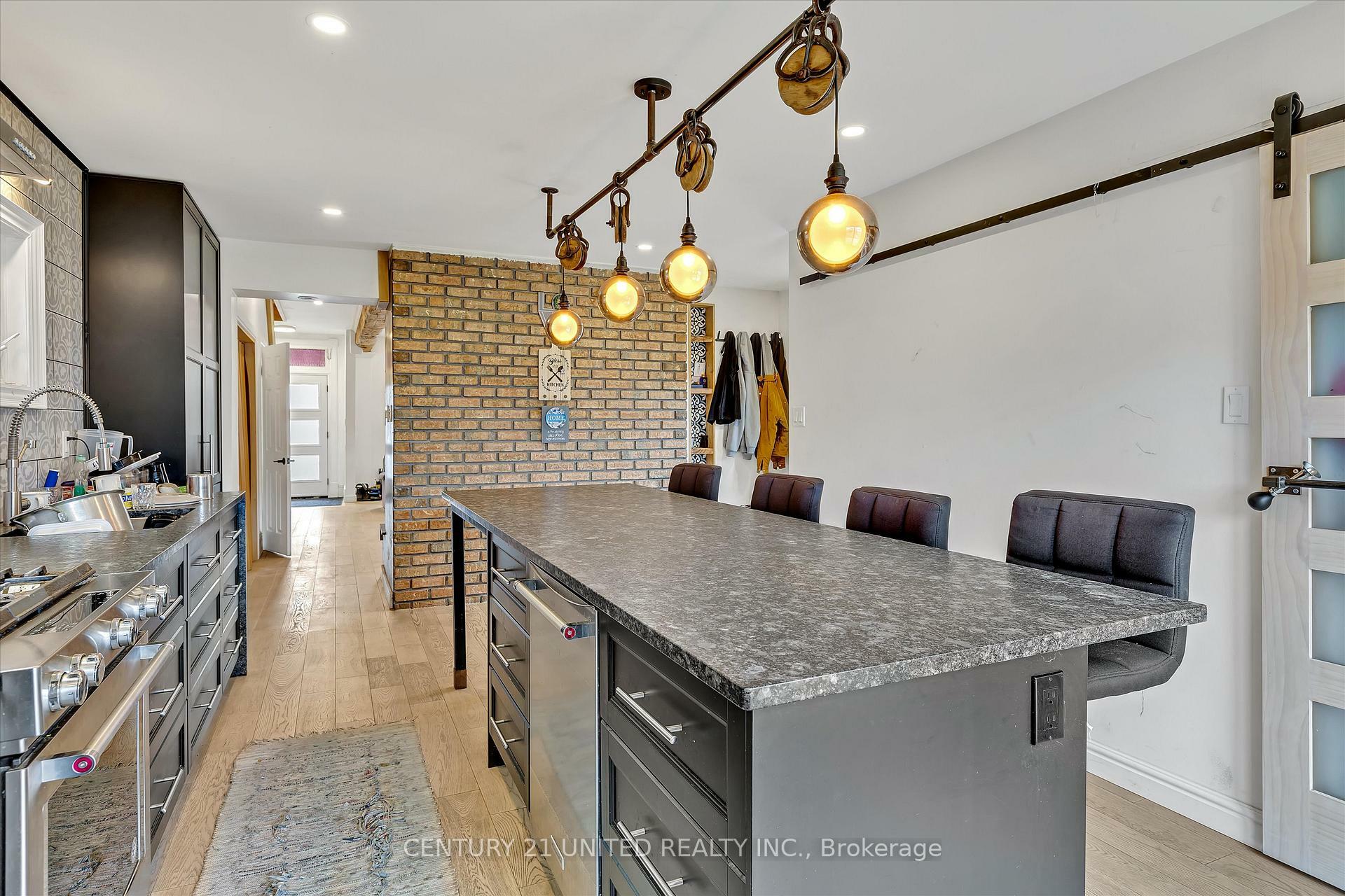 Property Photo: 508 Sherbrooke Street ON K9J 2P3