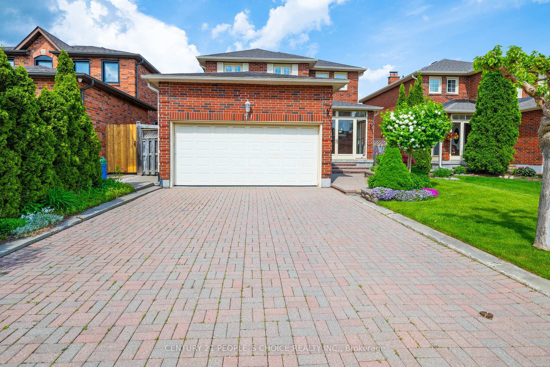 71 Links Road  Vaughan ON L6A 1L4 photo