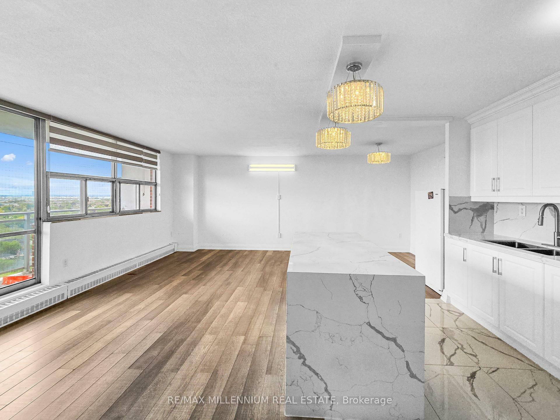 Property Photo: 2645 Kipling Avenue 1807 ON M9V 3S6