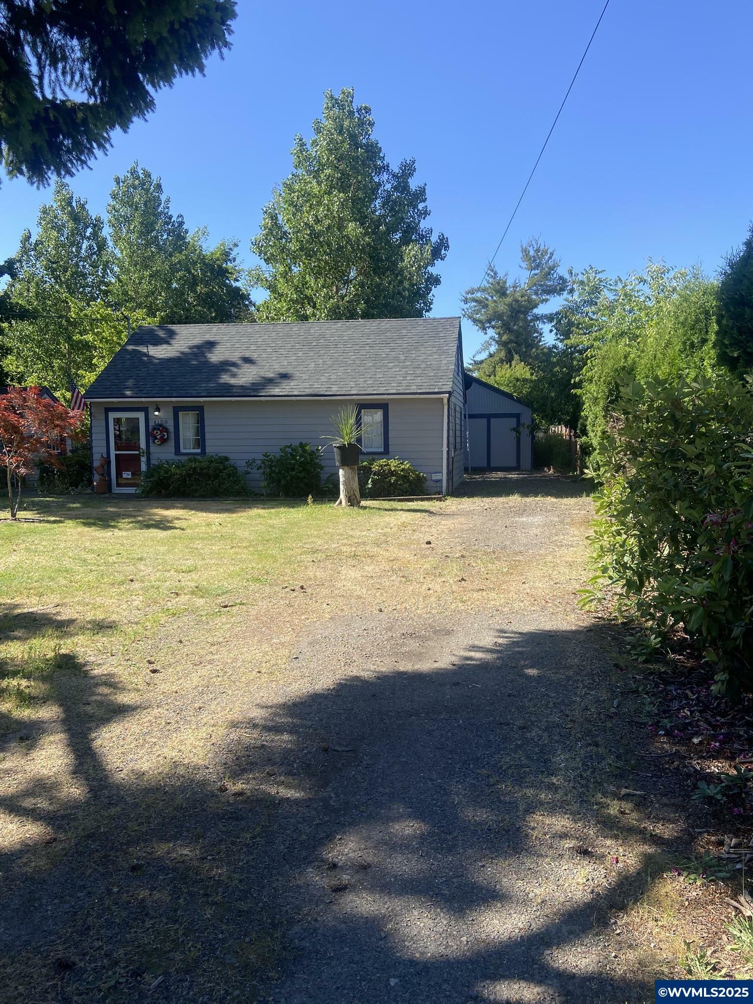 Property Photo: 4150 Beck Av SE OR 97317