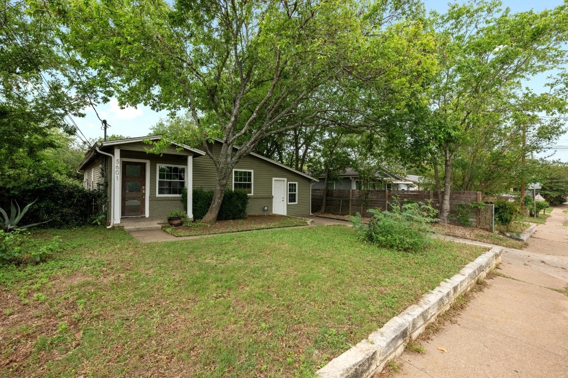 Property Photo: 5601 Samuel Huston Avenue TX 78721