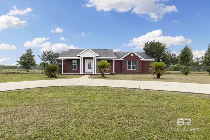 Property Photo:  309 Burlington Street  AL 36502 