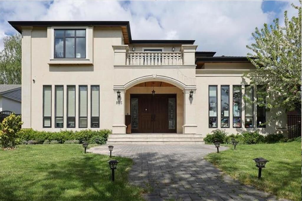 Property Photo: 875 W 38th Avenue BC V5Z 2L7