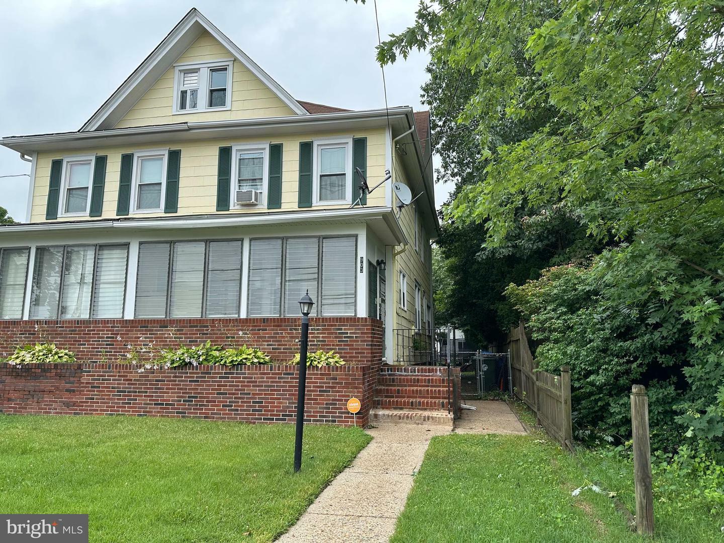 Property Photo: 903 Salem Road NJ 08016