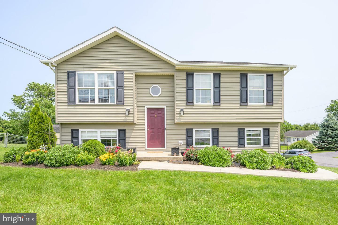 Property Photo: 262 Corvette Drive WV 25405