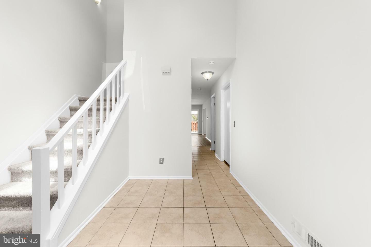 Property Photo:  5 Ginger Drive  NJ 08048 