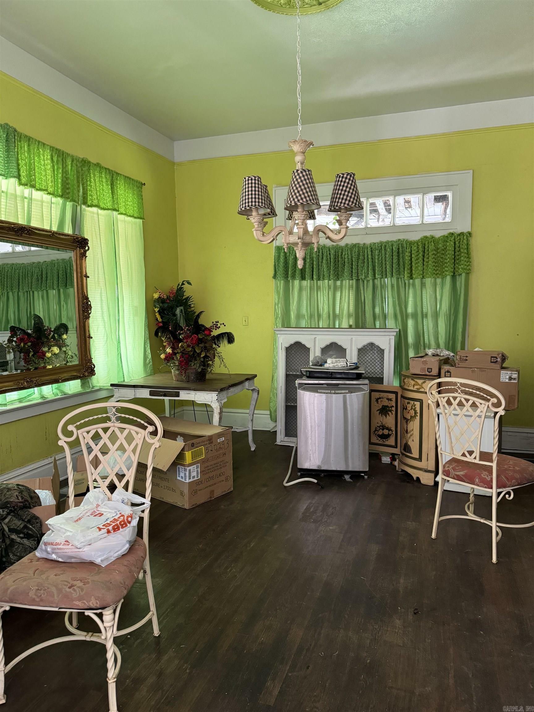 Property Photo: 211 California Ave AR 71701