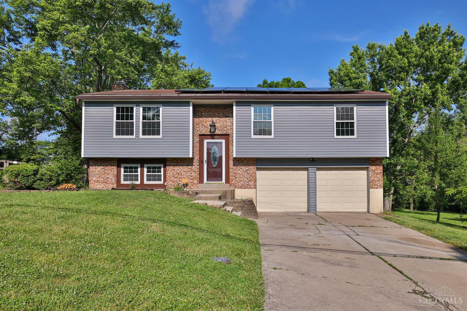 Property Photo: 12189 Kenn Road OH 45240