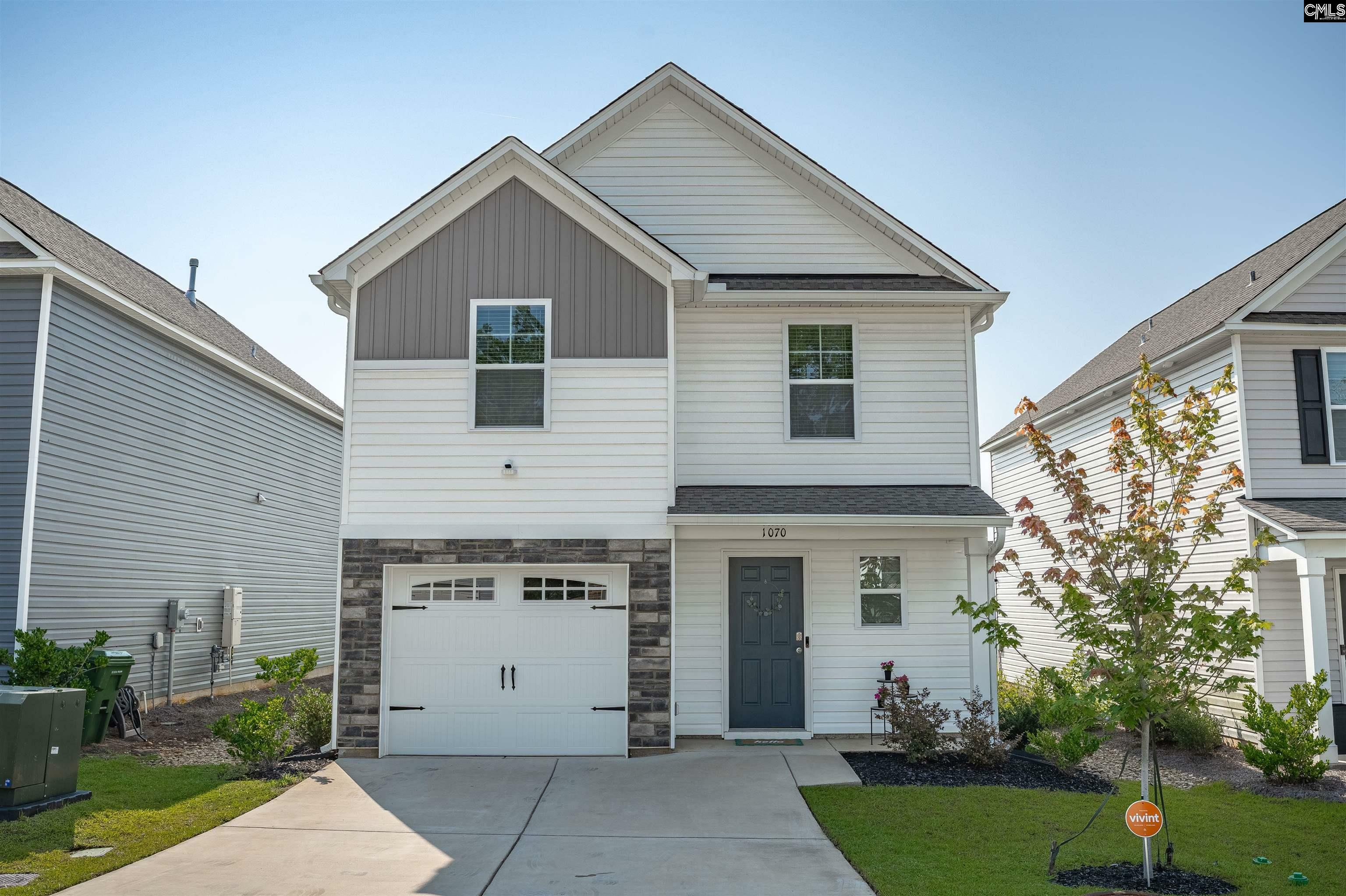 Property Photo: 1070 Crescent Moon Loop SC 29061