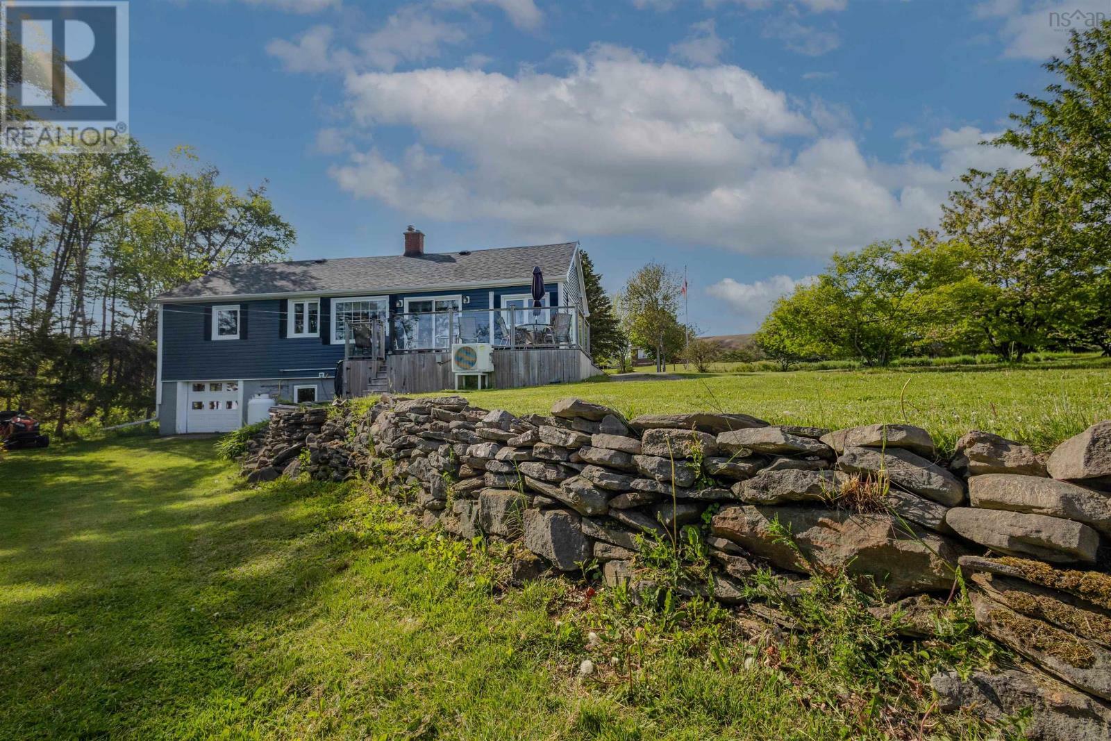 Property Photo: 475 Hillside Road NS B1K 3H9