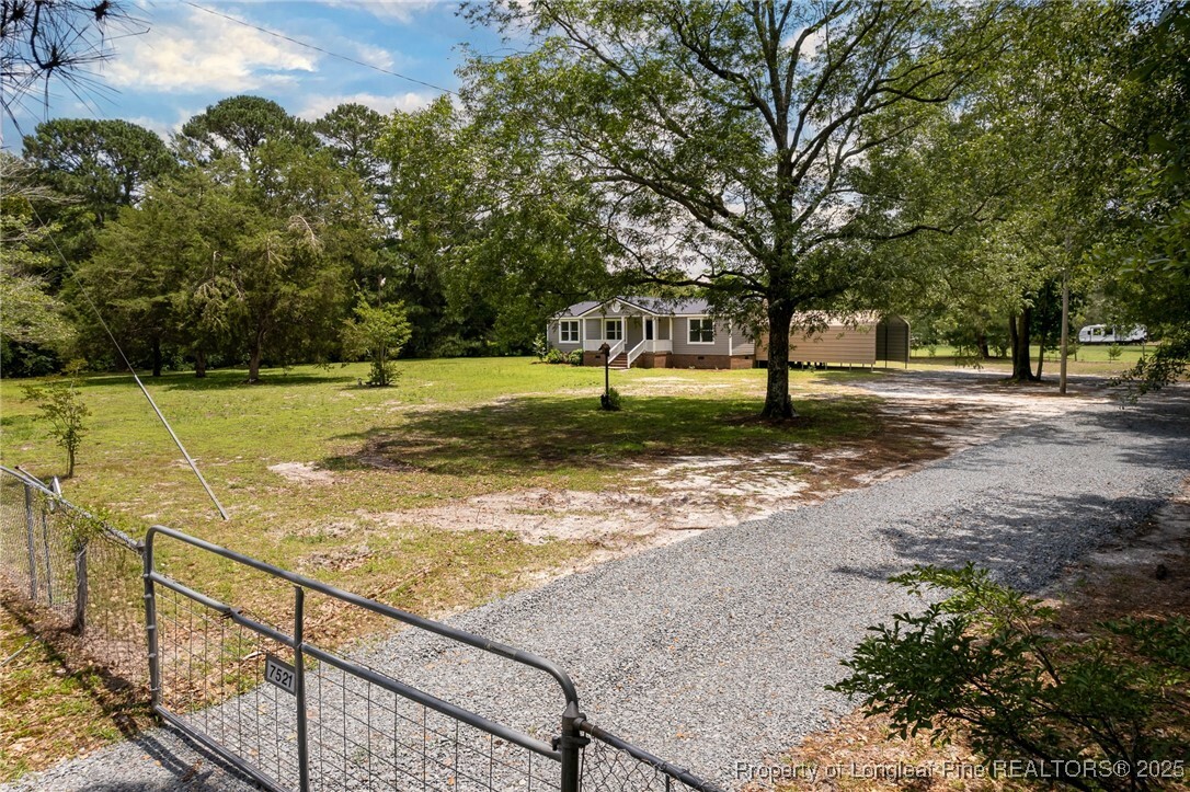 Property Photo: 7521 Autryville Road NC 28318