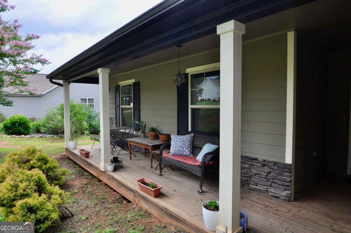 Property Photo:  1040 Matthew Lane  GA 30650 