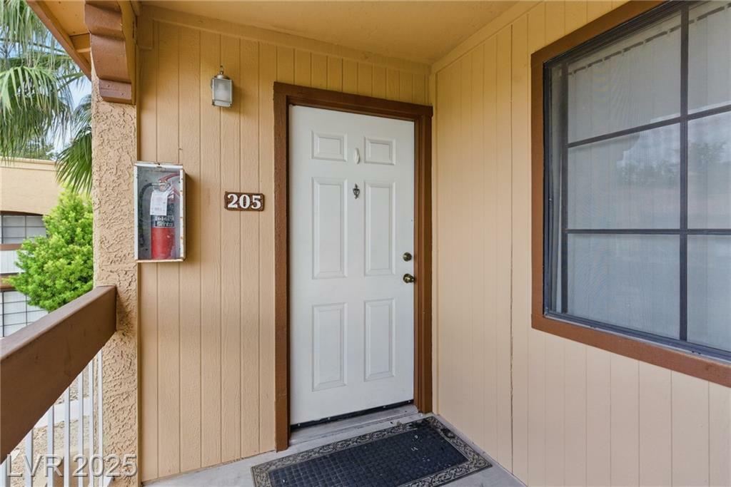 Property Photo: 5166 South Jones Boulevard 205 NV 89118
