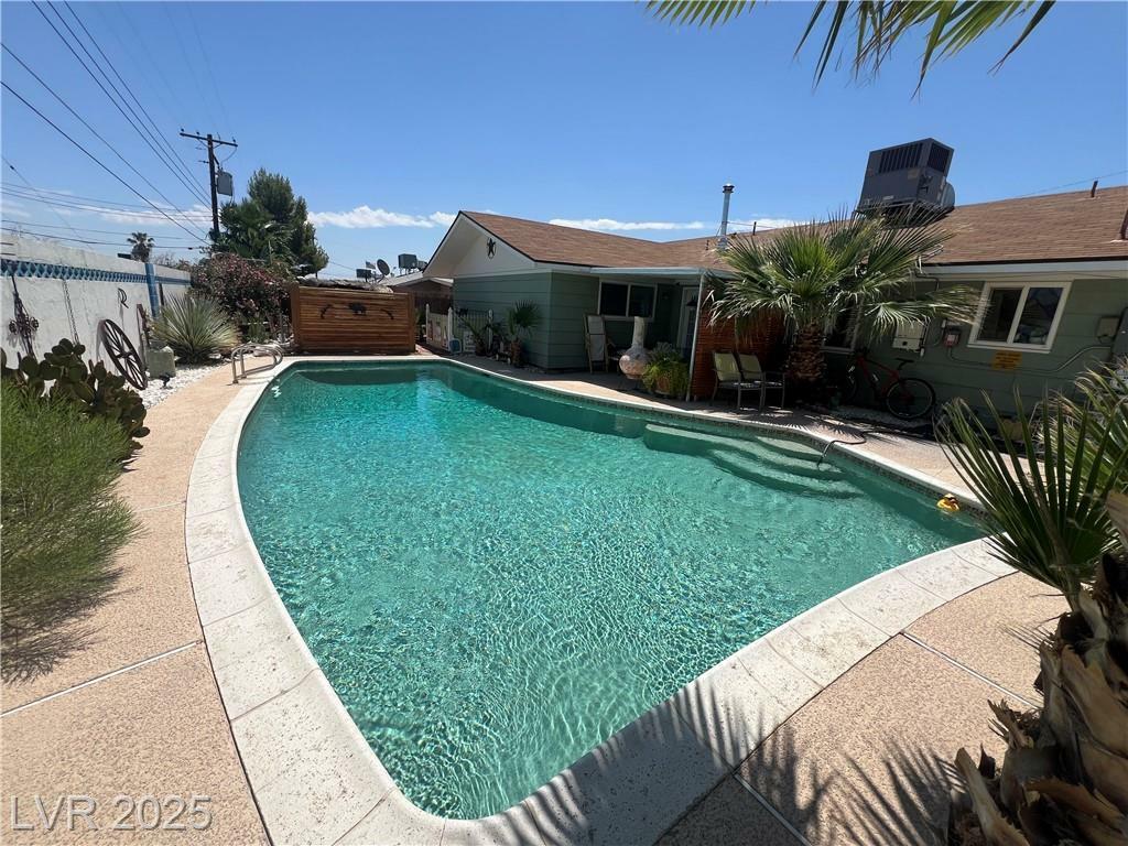 Property Photo: 6432 Aberdeen Lane NV 89107